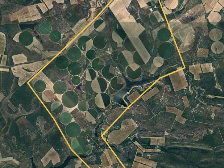 Satellite view of the Mkushi estate with centre-pivot circles and dams inside the marked boundary